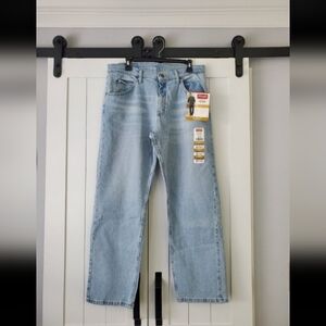 Wrangler Men's Relaxed Fit Jeans with Flex. NEW. Size 33×30.